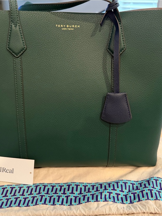 Tory Burch Handbags - Tory Burch Emerald Green Pebbled Leather Tote with Navy Tag